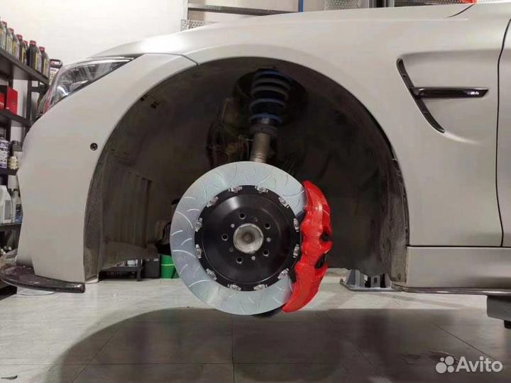 Тюнинг тормоза Skoda Octavia 3 Brembo M6 перед