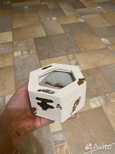 Шкатулка для свадебных колец