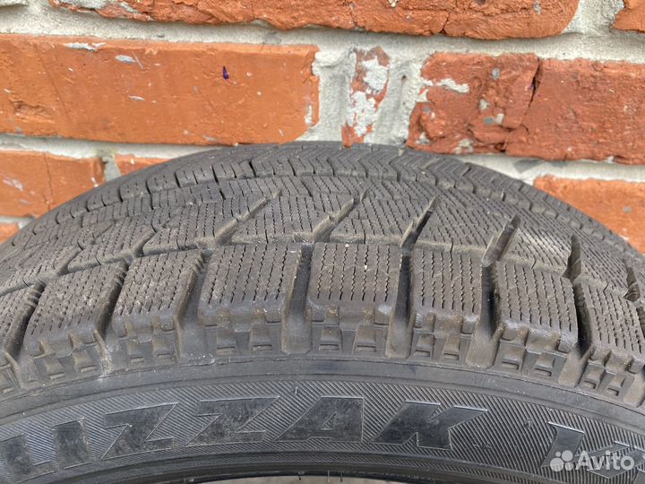 Bridgestone Blizzak VRX 175/70 R14