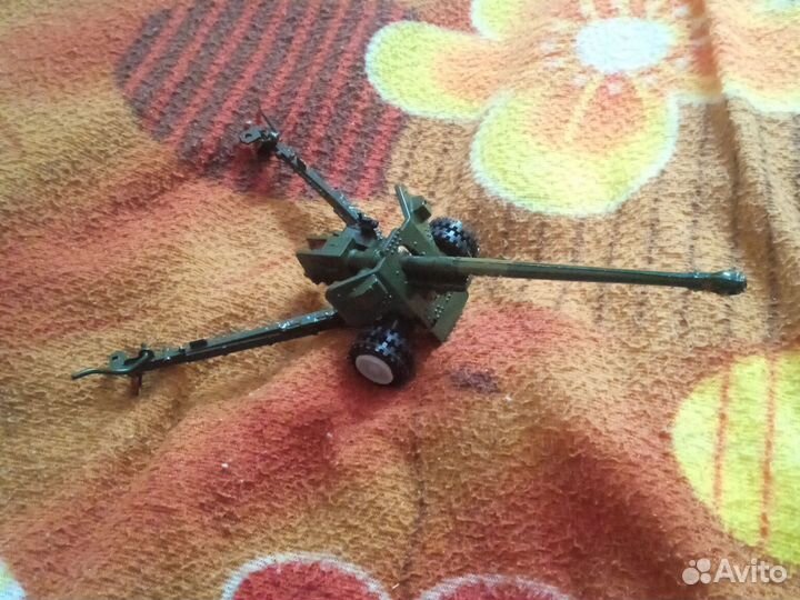 Моделька железной пушки