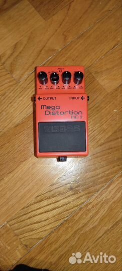 Гитарная педаль boss MD-2 mega distortion