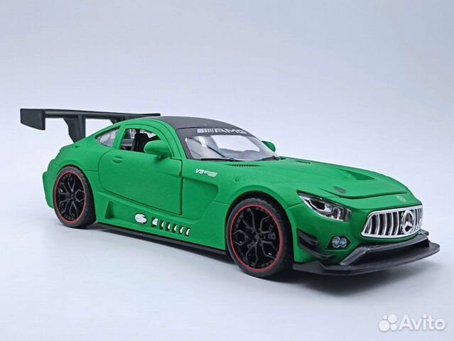 Коллекционные модели машинки Mercedes AMG GT