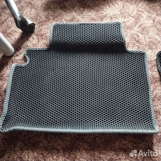 Ева коврики черри Тигго 4 про