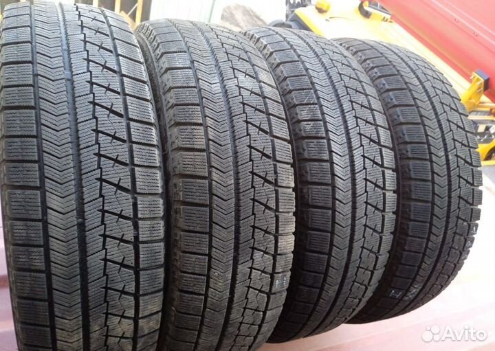 Bridgestone Blizzak VRX 185/65 R15