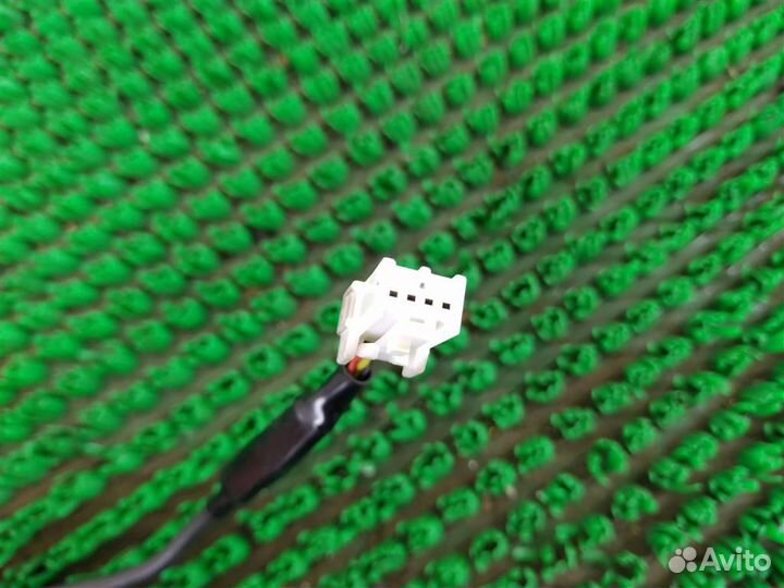 Камера заднего вида Nissan Almera Tino 2005