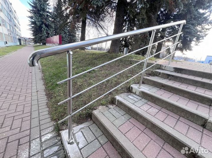 Перила на пандус