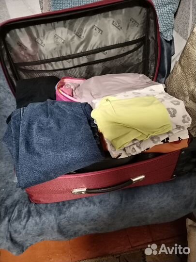 Чемодан на колесах бу