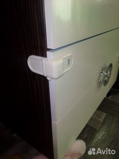 Блокираторы на мебель от детей