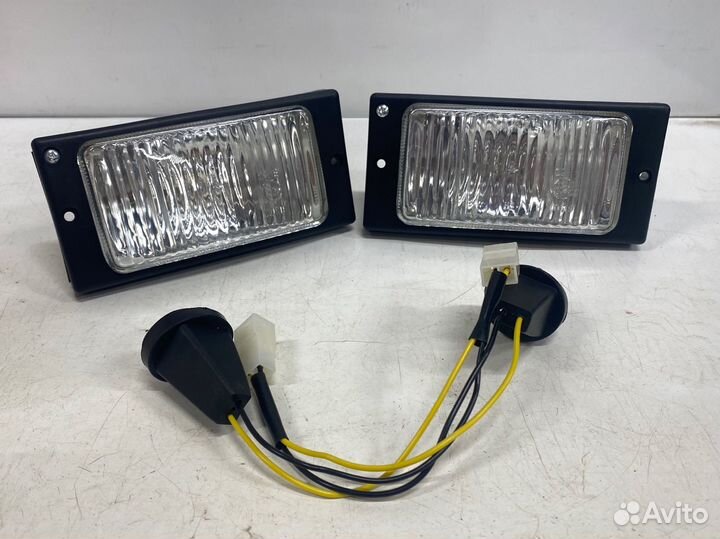 Фара противотуманная Ваз-2110 белая к-кт Тольятти