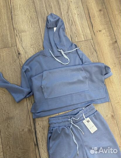 Спортивный костюм женский zarina