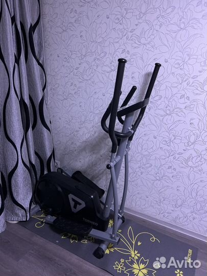 Эллиптический тренажер torneo