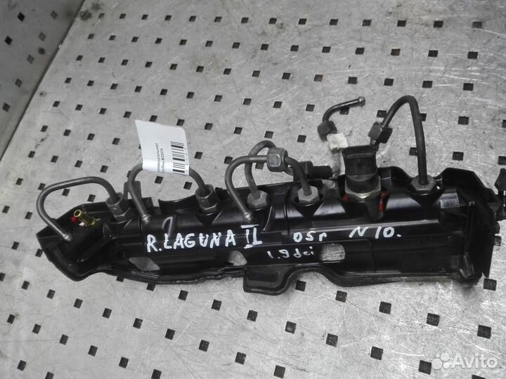 Рейка топливная (рампа) Renault Laguna