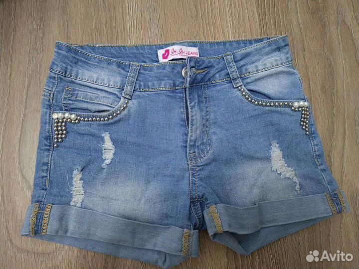 Джинсовые шорты