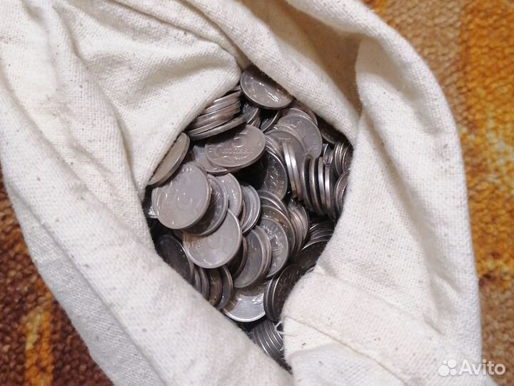 Монеты номиналом 5 копеек