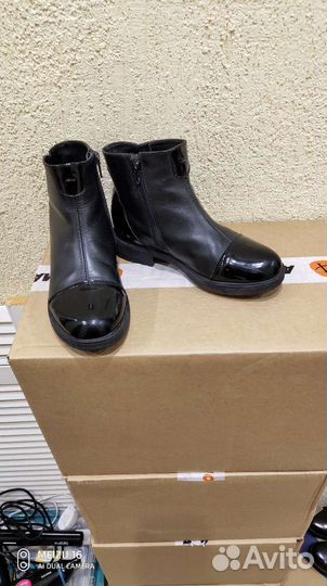 Ботинки на девочку