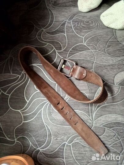 Мужской кожаный ремень коричневый