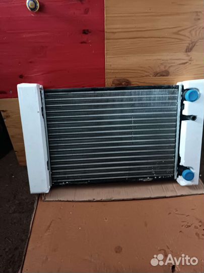 Радиатор охлаждения на audi 80
