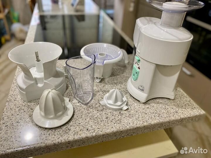 Соковыжималка Vitek-1600