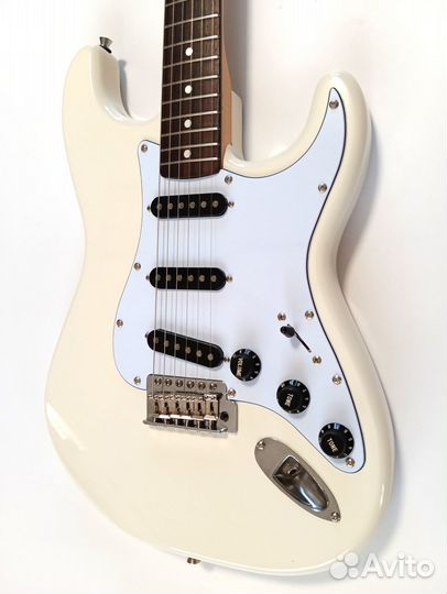 Squier by Fender Japan