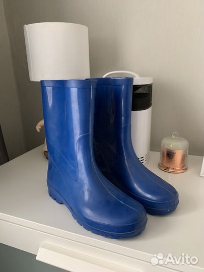 Резиновые сапоги