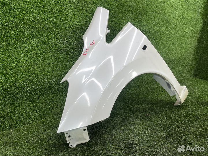 Крыло переднее левое Nissan Note E12 HR12DDR 2013