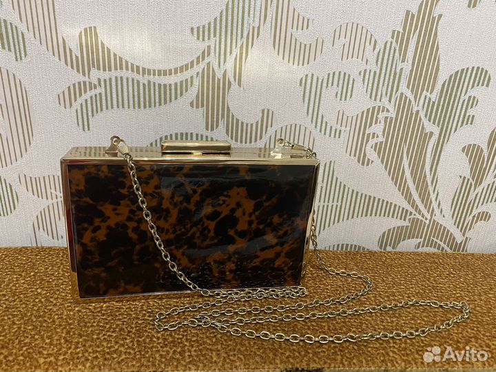 Клатч Dorotny Perkins