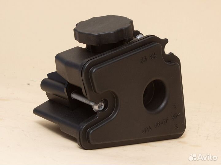 Бачок гур Mercedes W203 W209 W211 W219 W221