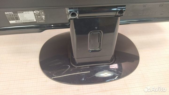 Монитор б/у 23