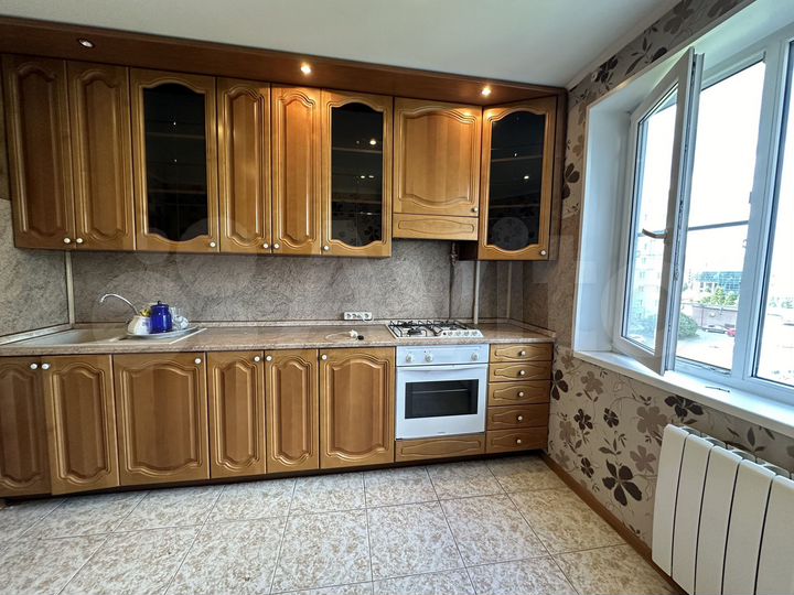 3-к. квартира, 70,3 м², 4/9 эт.