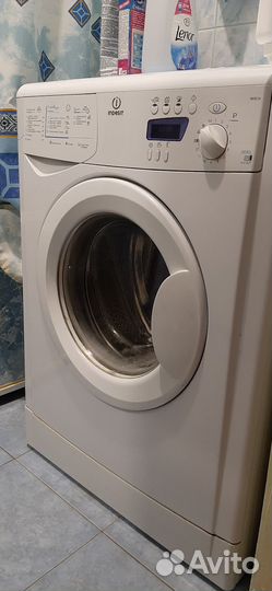 Стиральная машина автомат
