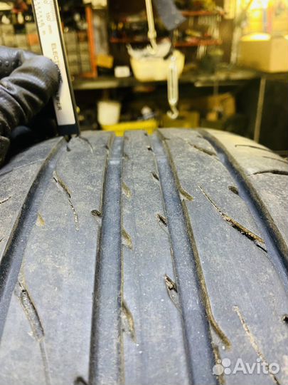 Dunlop Enasave EC203 215/45 R17