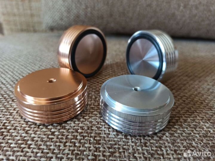 Акустические шипы конусы подставки