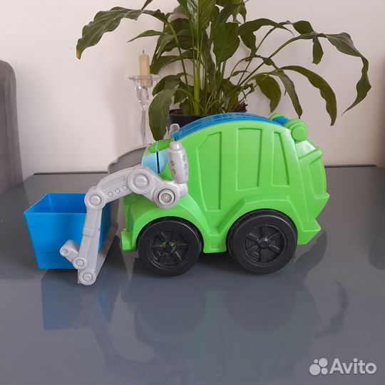 Мусоровоз плейдо