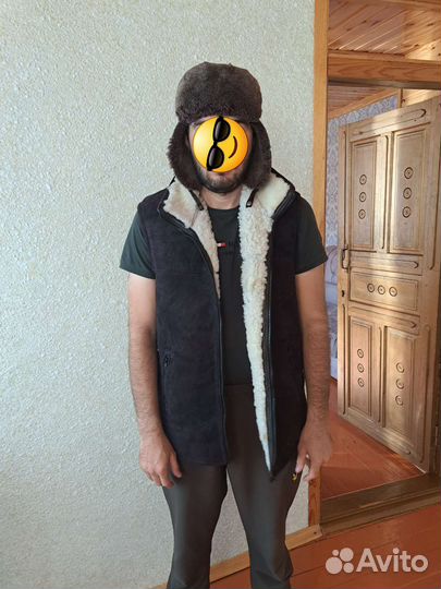 Безрукавка из цельных шкур