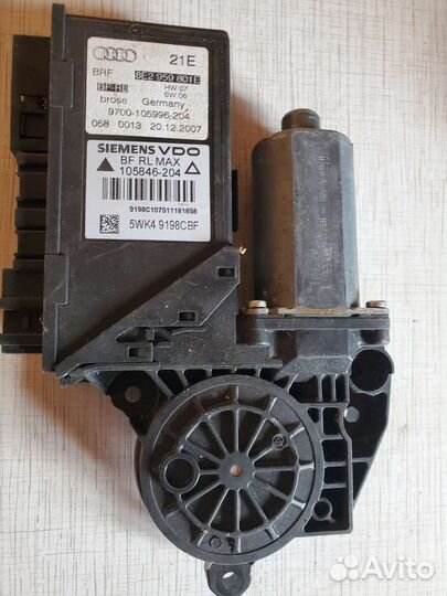 Мотор стеклоподъемника Audi A4 B6-B7