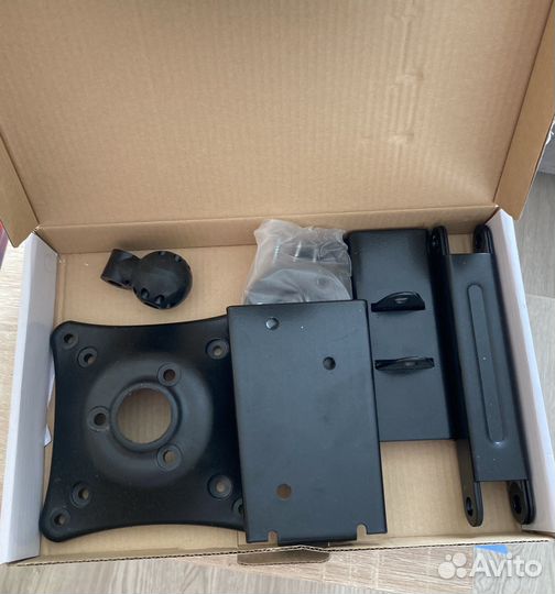 Настенное крепление для телевизора