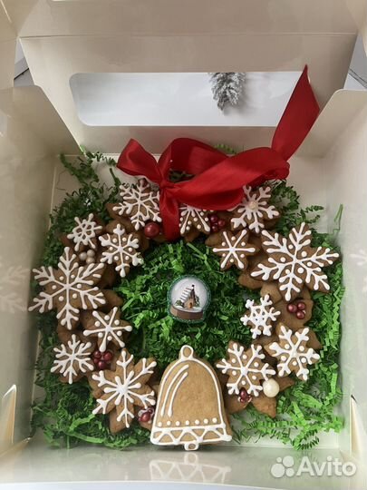 Рождественский венок из имбирных пряников