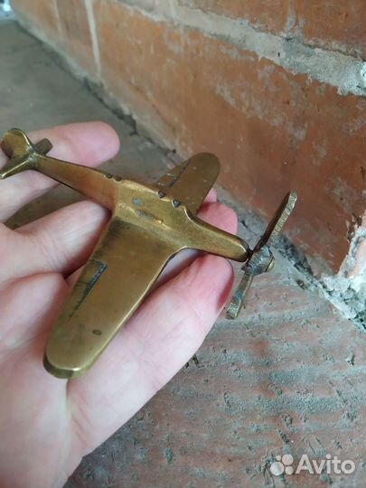 Самолёт из латуни
