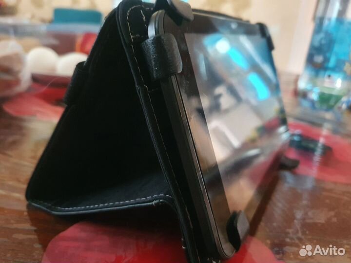 Планшет asus k012 с чехлом- подставкой