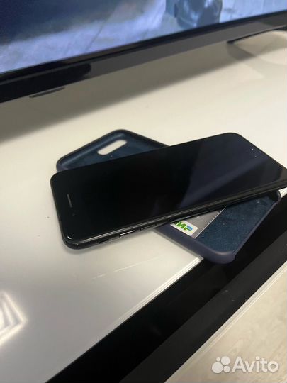 Телефон iPhone 7 plus 128gb