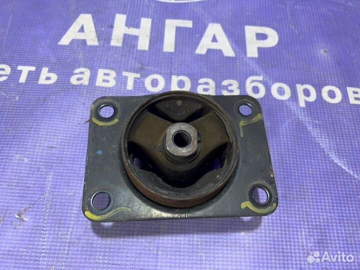 Подушка двигателя левая Suzuki Sx 4 YA21S M16A