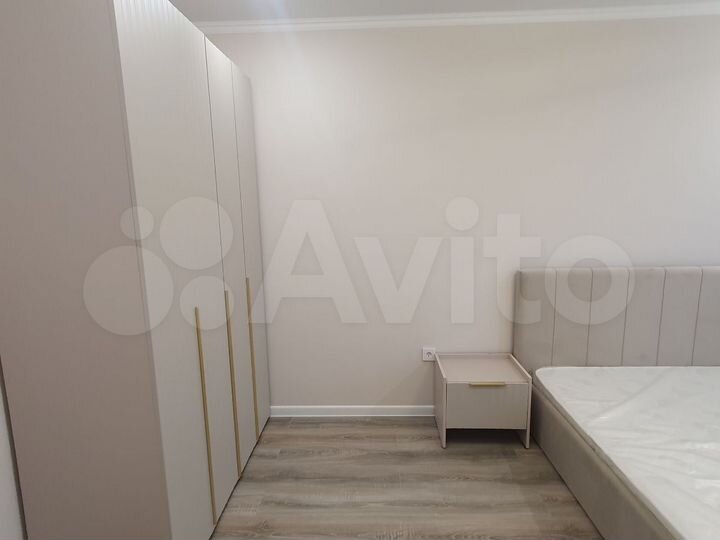 2-к. квартира, 54 м², 16/18 эт.