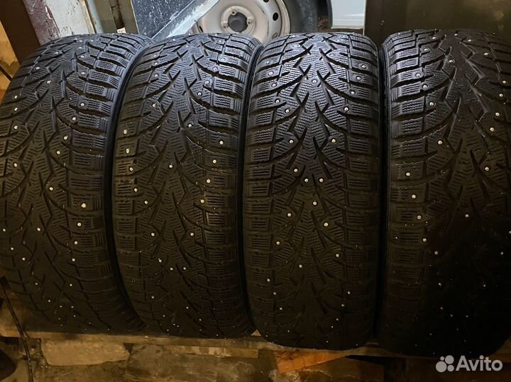 Toyo Observe G3-Ice 215/55 R17 98T