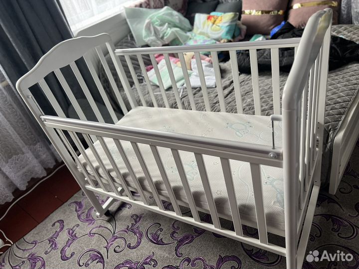 Детская кровать с матрасом