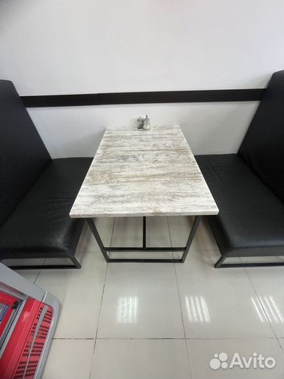 Диваны столы