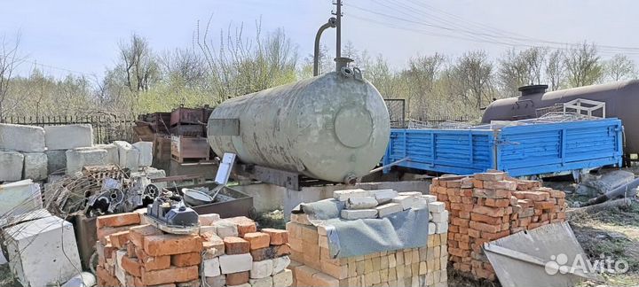 Емкость металлическая бу