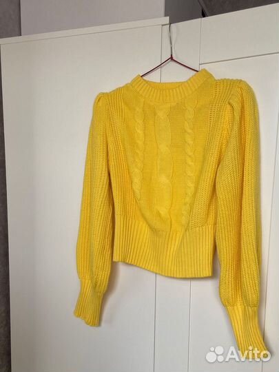 Свитер женский