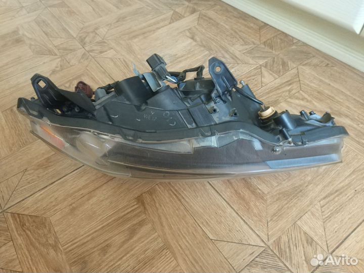 Фара правая на mitsubishi lancer 10 бу 07-17г