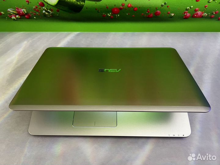 Ноутбук Asus на Intel Core i5