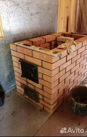 Бригада строителей